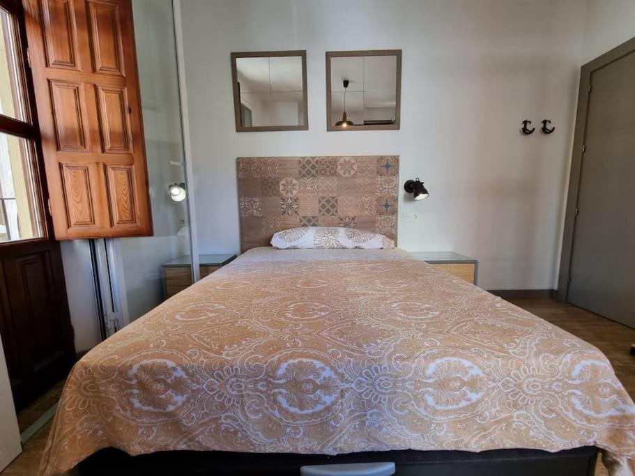 Apartament Exclusividad A Pie De La Torre De La Catedral Grenada Zewnętrze zdjęcie